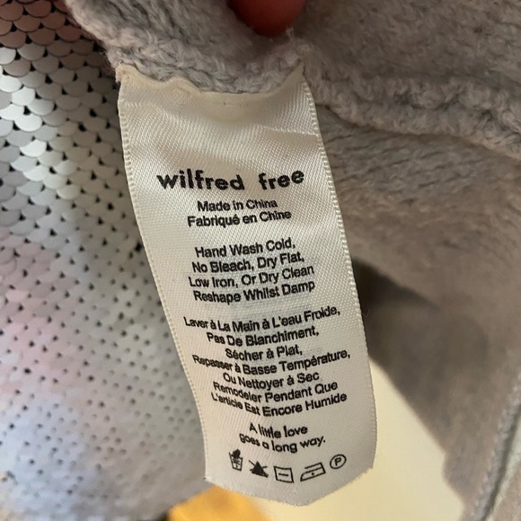 ARITZIA Wilfred Free Isabelli Merino Wool Sweater - Picture 7 of 7